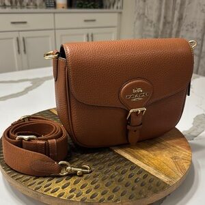 Like New! Coach Amelia Saddle Bag